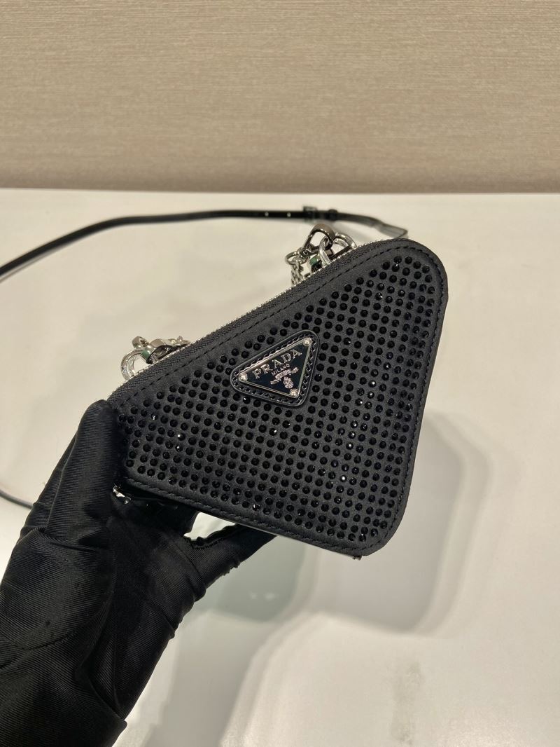 Pra*a triangle pouch